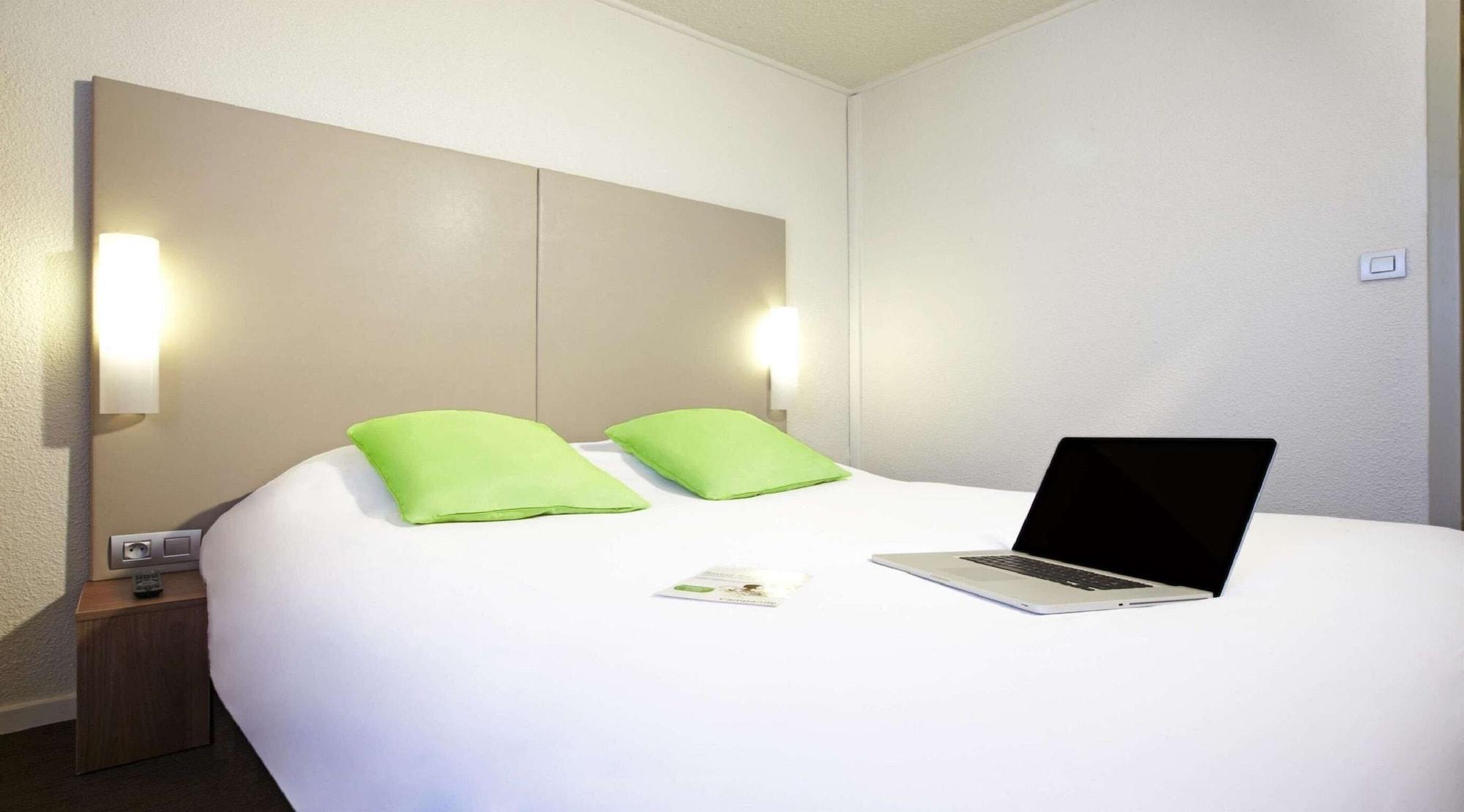 The Originals City Hotel La Verriere-Yvelines Eksteriør billede