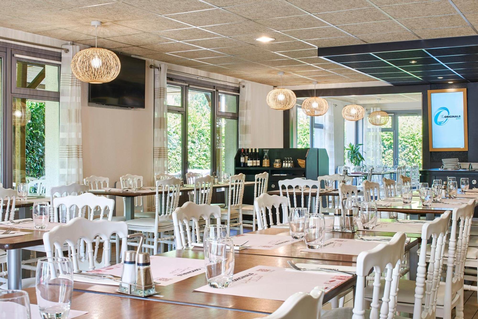 The Originals City Hotel La Verriere-Yvelines Eksteriør billede
